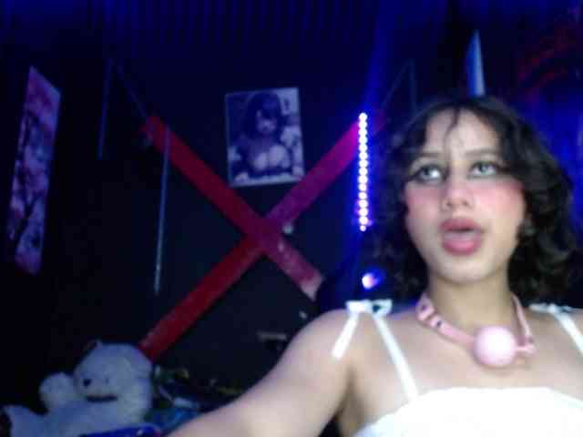 Darkd0ll webcam