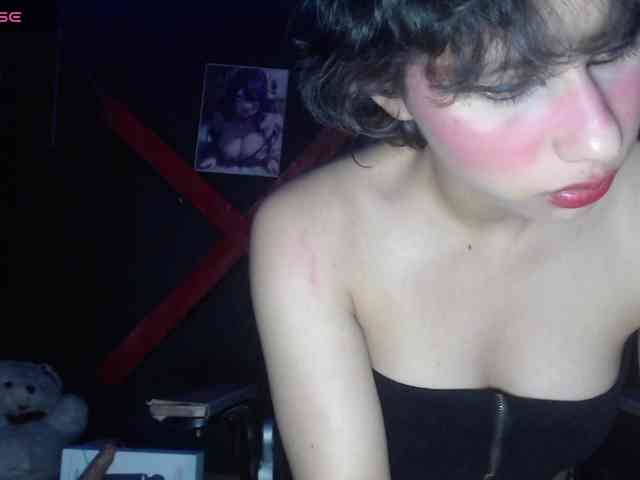 Darkd0ll webcam