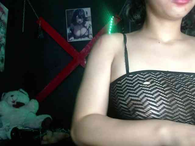 Darkd0ll webcam