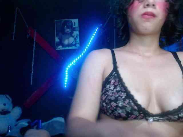 Darkd0ll webcam