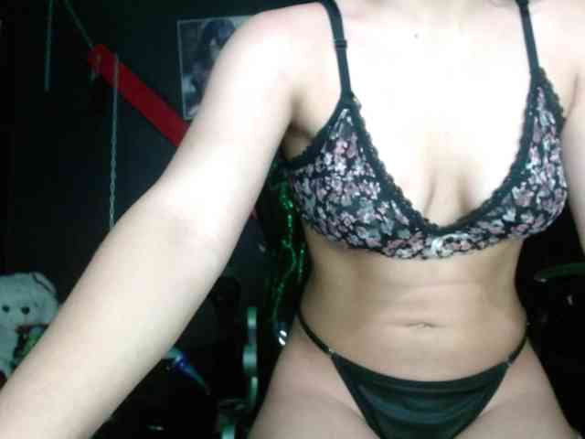 Darkd0ll webcam