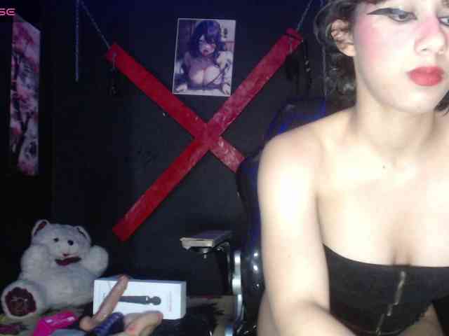 Darkd0ll webcam