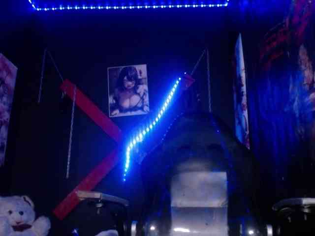Darkd0ll webcam