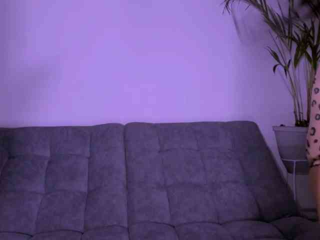 Miiafoxxx webcam