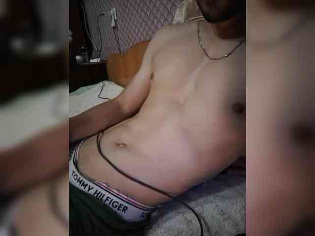 Alexboyb