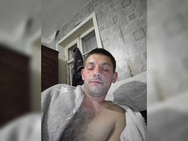 -Yelfik-