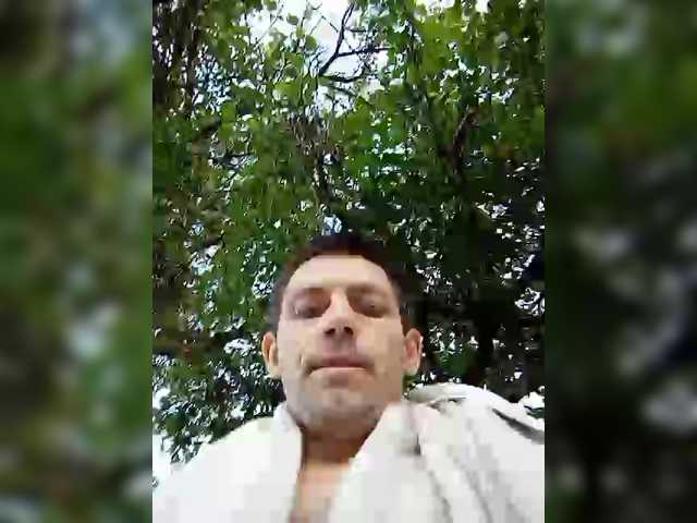 -Yelfik-