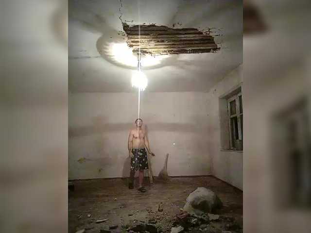 -Yelfik-
