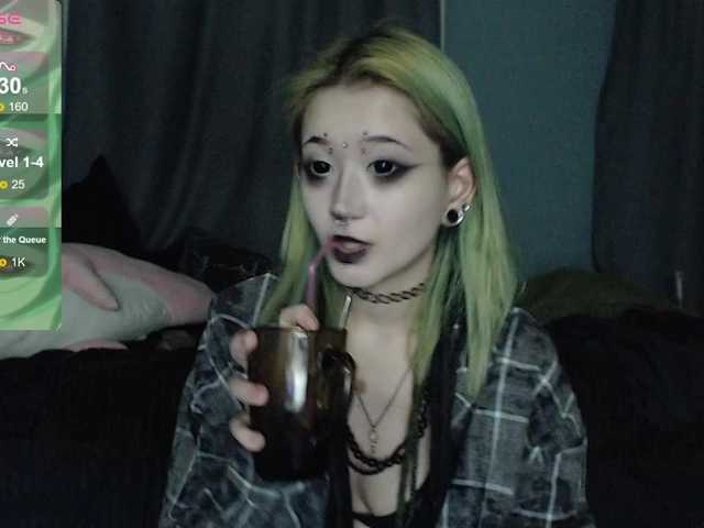 Milten-Trish's BongaCams show and profile