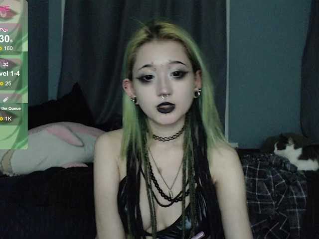 Milten-Trish's BongaCams show and profile