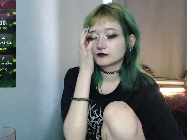 Milten-Trish's BongaCams show and profile