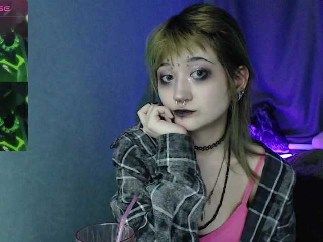 Milten-Trish's BongaCams show and profile