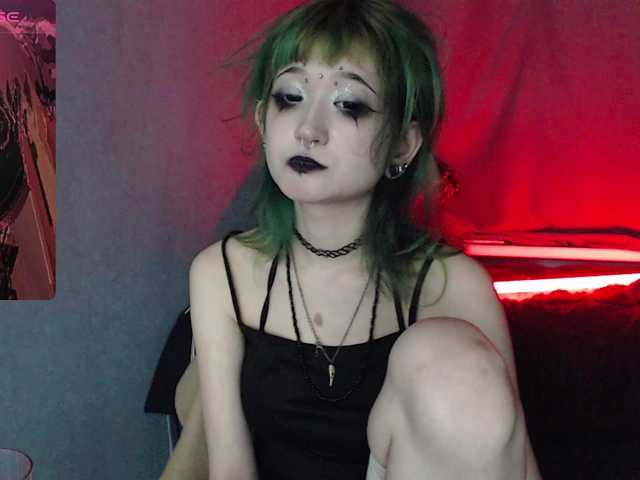 Milten-Trish's BongaCams show and profile