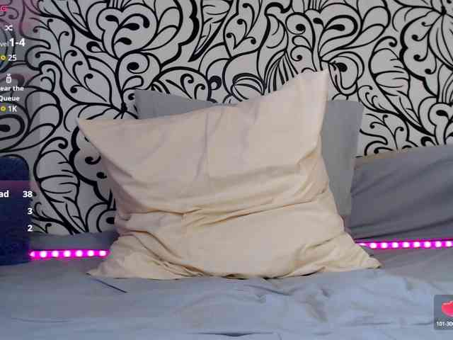 JasmineCharm webcam