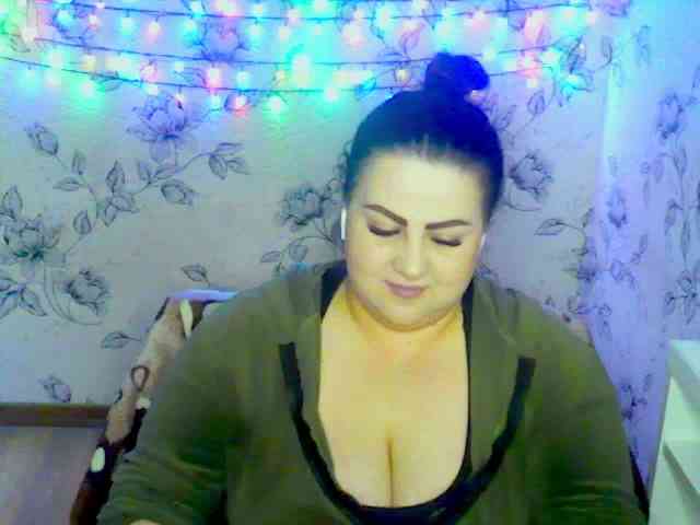 Ruby-Lorrie webcam