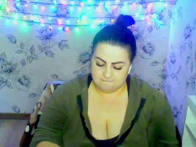 Ruby-Lorrie webcam