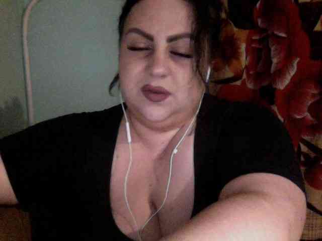 Ruby-Lorrie webcam
