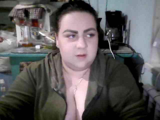 Ruby-Lorrie Ruby-Lorrie