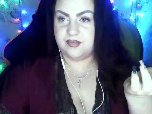 Ruby-Lorrie Ruby-Lorrie