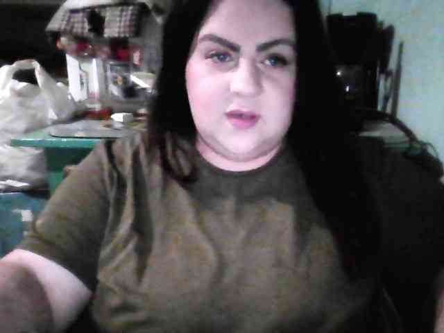 Ruby-Lorrie Ruby-Lorrie