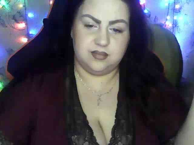 Ruby-Lorrie Ruby-Lorrie