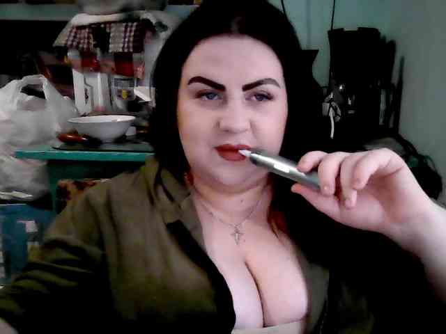 Ruby-Lorrie Ruby-Lorrie