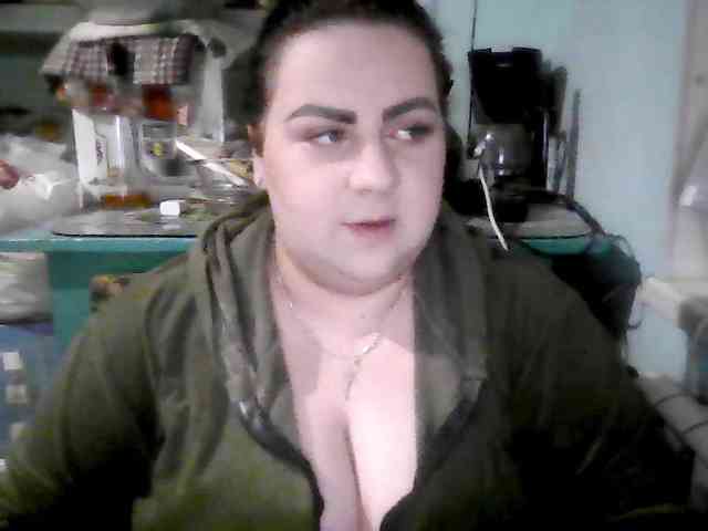 Ruby-Lorrie Ruby-Lorrie