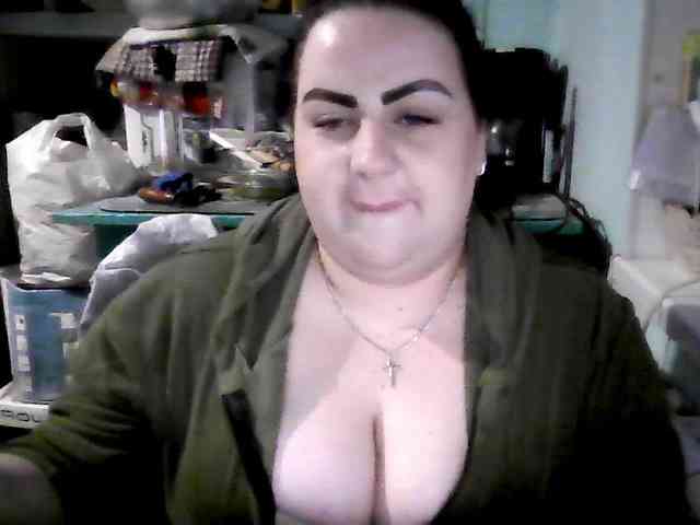 Ruby-Lorrie Ruby-Lorrie