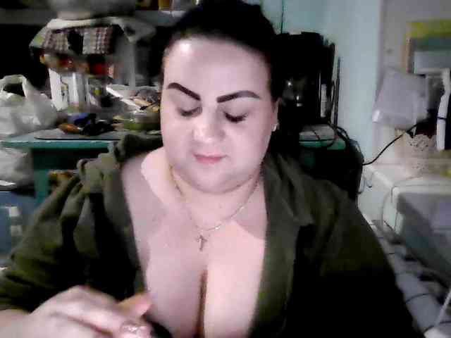 Ruby-Lorrie Ruby-Lorrie