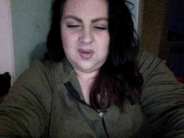 Ruby-Lorrie Ruby-Lorrie