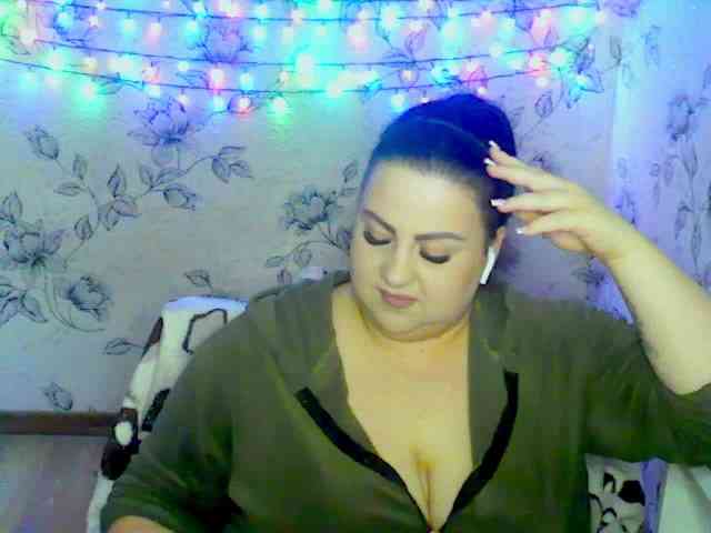 Ruby-Lorrie webcam