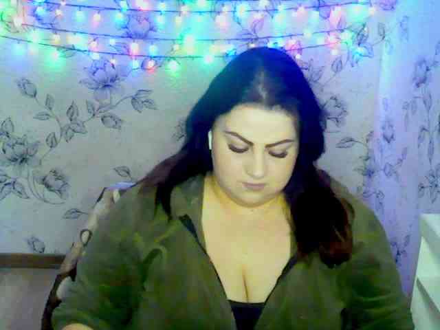 Ruby-Lorrie webcam