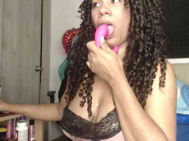 wilmauryssexy webcam