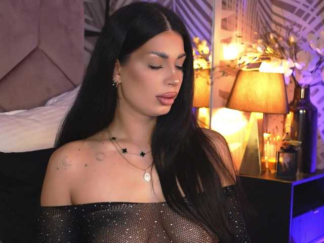 EvaRayne's BongaCams show and profile