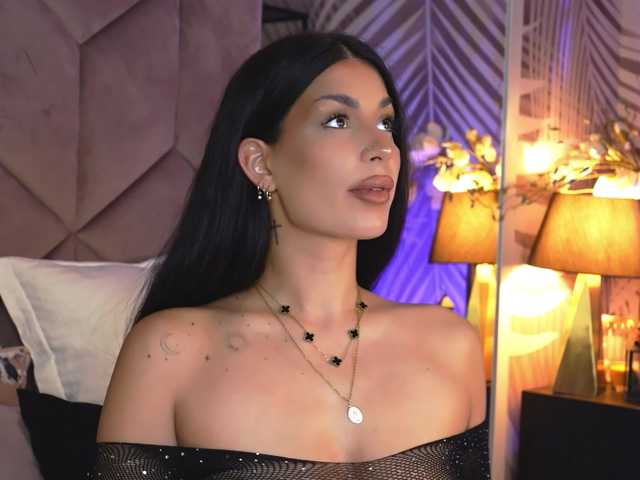 EvaRayne's BongaCams show and profile