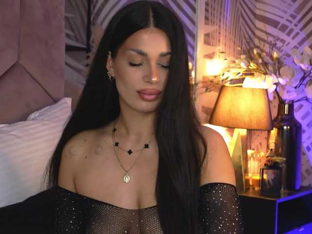 EvaRayne's BongaCams show and profile