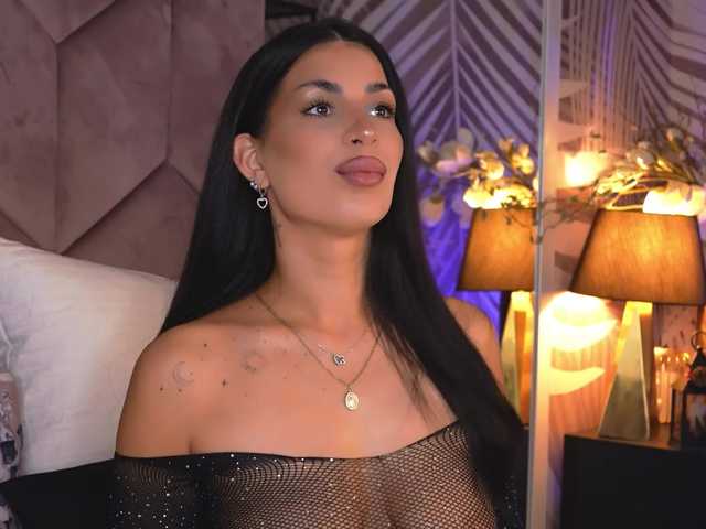 EvaRayne's BongaCams show and profile