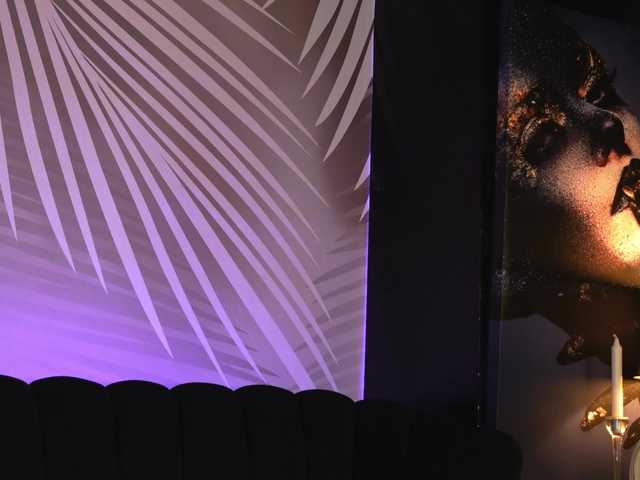 EvaRayne's BongaCams show and profile