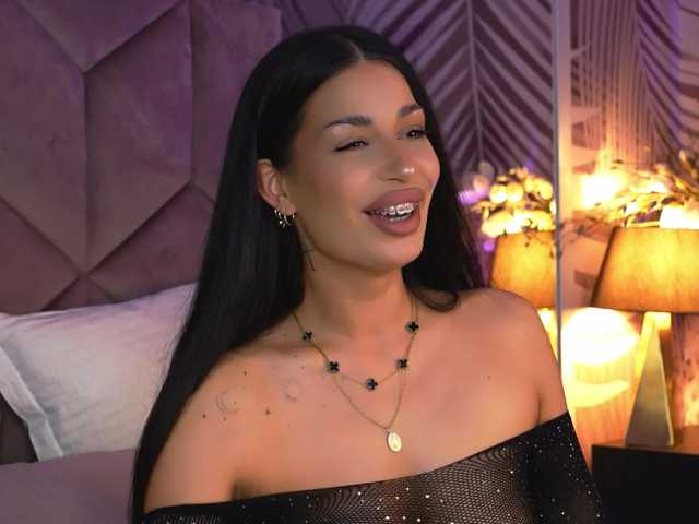 EvaRayne's BongaCams show and profile