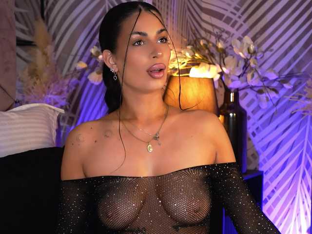 EvaRayne's BongaCams show and profile