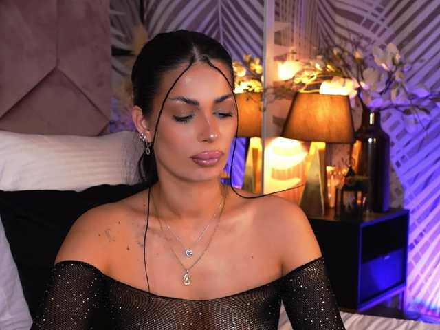 EvaRayne's BongaCams show and profile