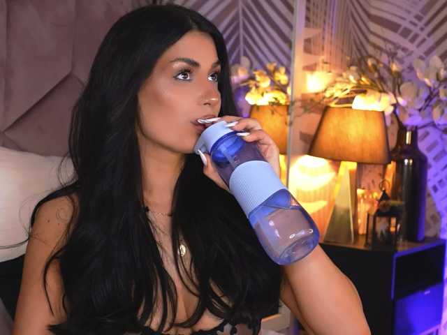 EvaRayne's BongaCams show and profile