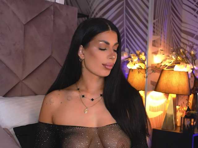 EvaRayne's BongaCams show and profile