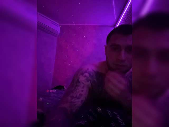 Killingspreee1 Live Cam on BongaCams and RICams