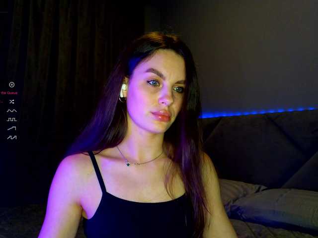 SeLeNaa's BongaCams show and profile