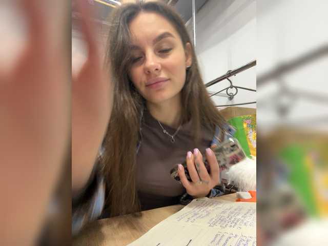 VALERIYAAA