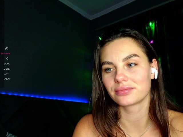 SeLeNaa's BongaCams show and profile