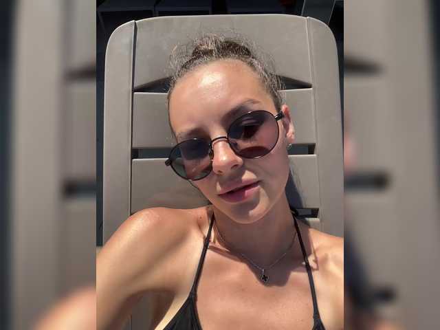 VALERIYAAA webcam