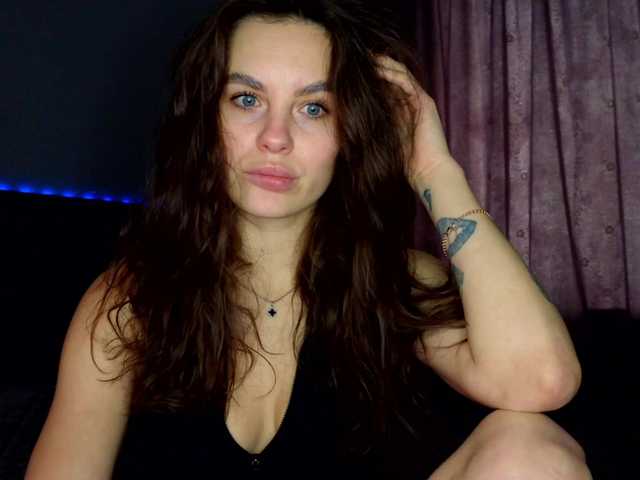 SeLeNaa's BongaCams show and profile