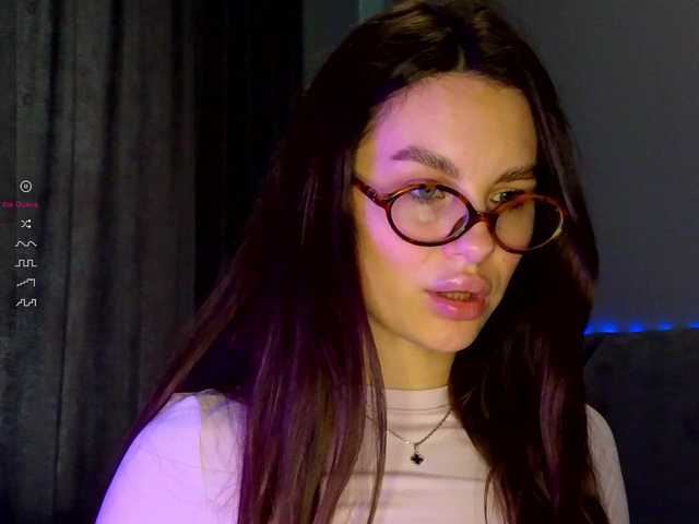 SeLeNaa's BongaCams show and profile